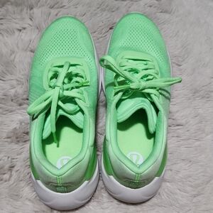 Lululemon Men's Beyondfeel Running Shoe size 9